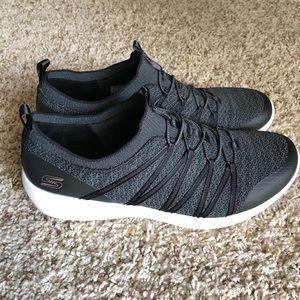 Women’s Skechers Arya Slip On Sneaker